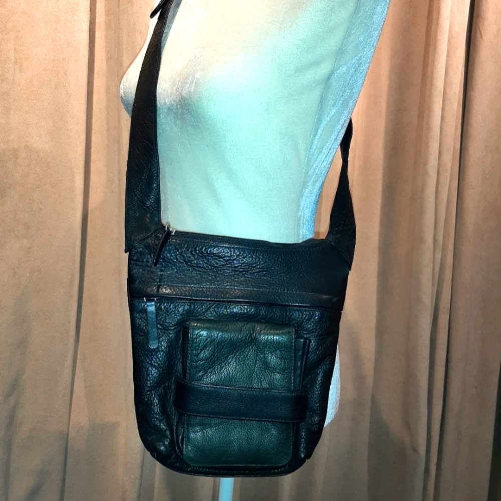 Tano crossbody bag